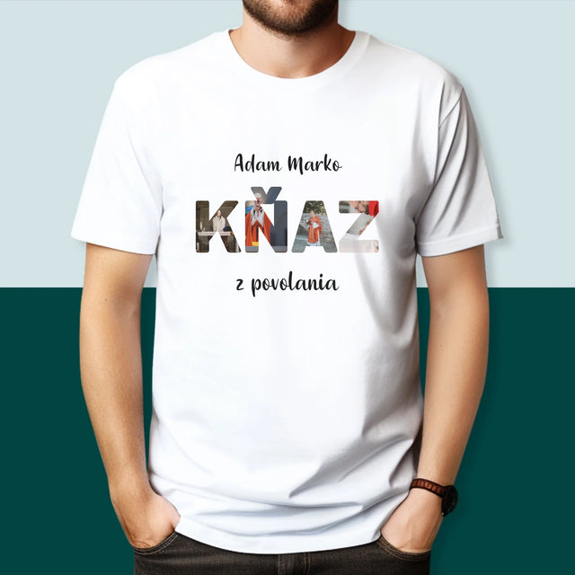 Słowo Ze Zdjęć: Ksiądz z Powołania - Koszulka Męska z Nadrukiem | SK