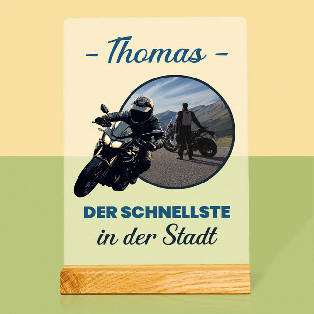 Foto Und Unterschrift: Der Schnellste In Der Stadt - Druck Auf Acrylglas